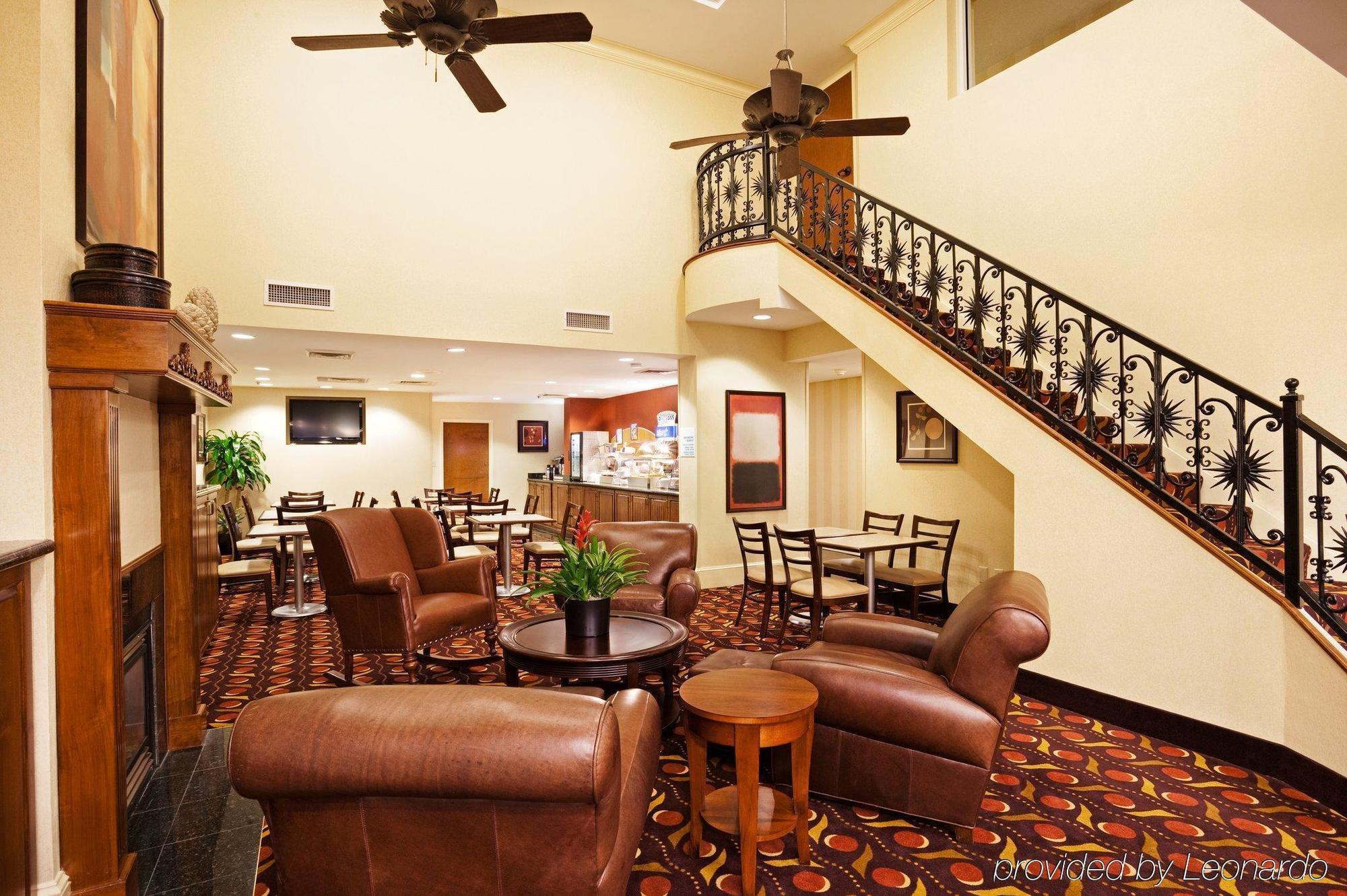 Comfort Suites Near Birkdale Village - Huntersville Interior photo